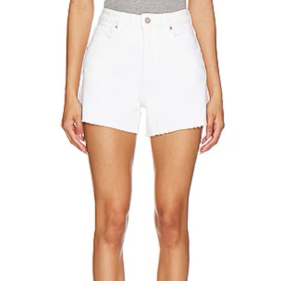 Frame Denim Le Simone Shorts in Rumpled Blanc Grind - Picture 3 of 12